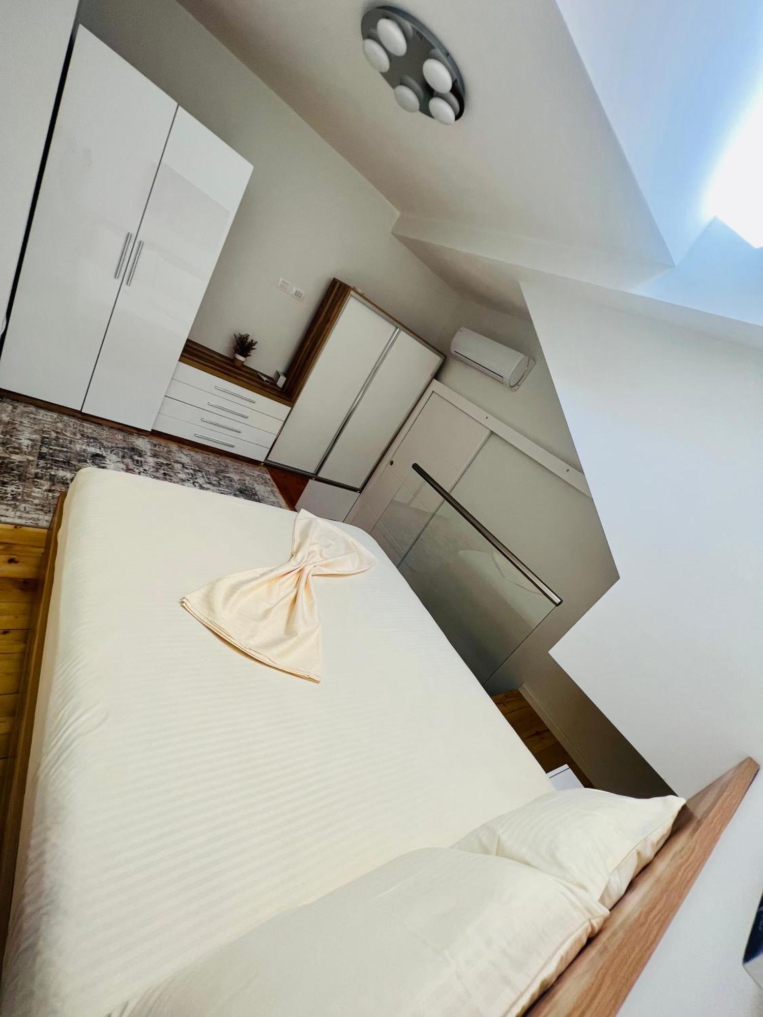 Te Nana Home Shkodër Esterno foto